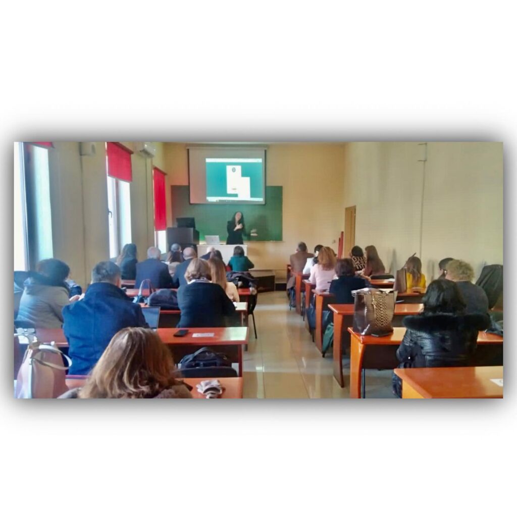 Zhvillohet trajnimi për stafin akademik në "Albanian University" në kuadër të implementimit të sekretarisë online  